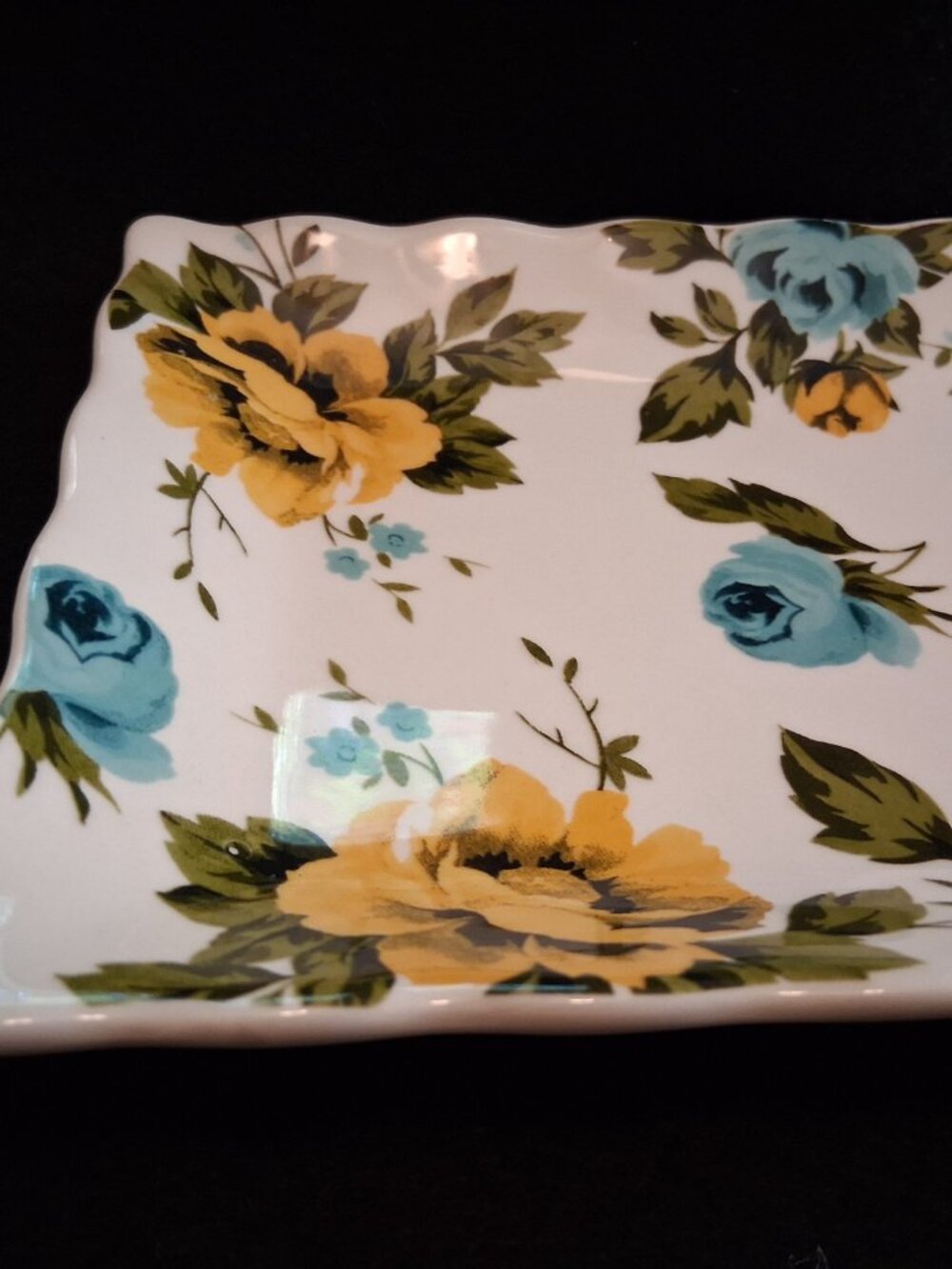 The Pioneer Woman "Rose Shadow" Rectangular Serving Platter • Stoneware - Picture 3 of 9